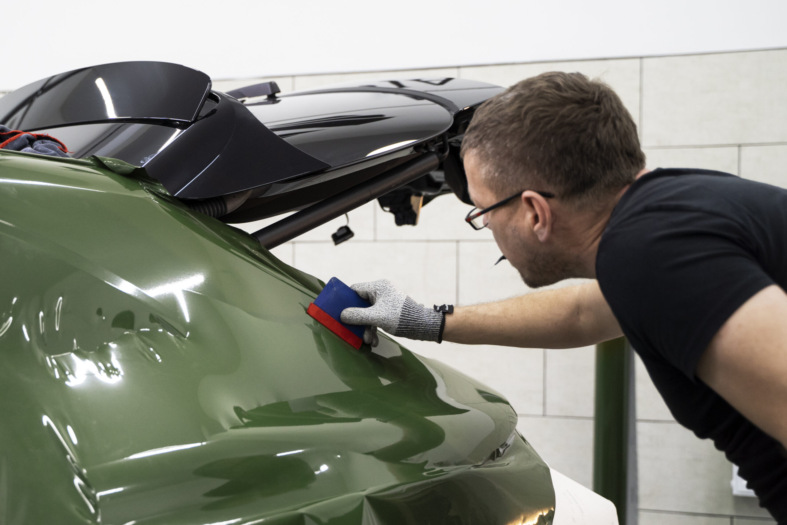 Experience the Benefits of Expert Car Window Tinting in Atlanta